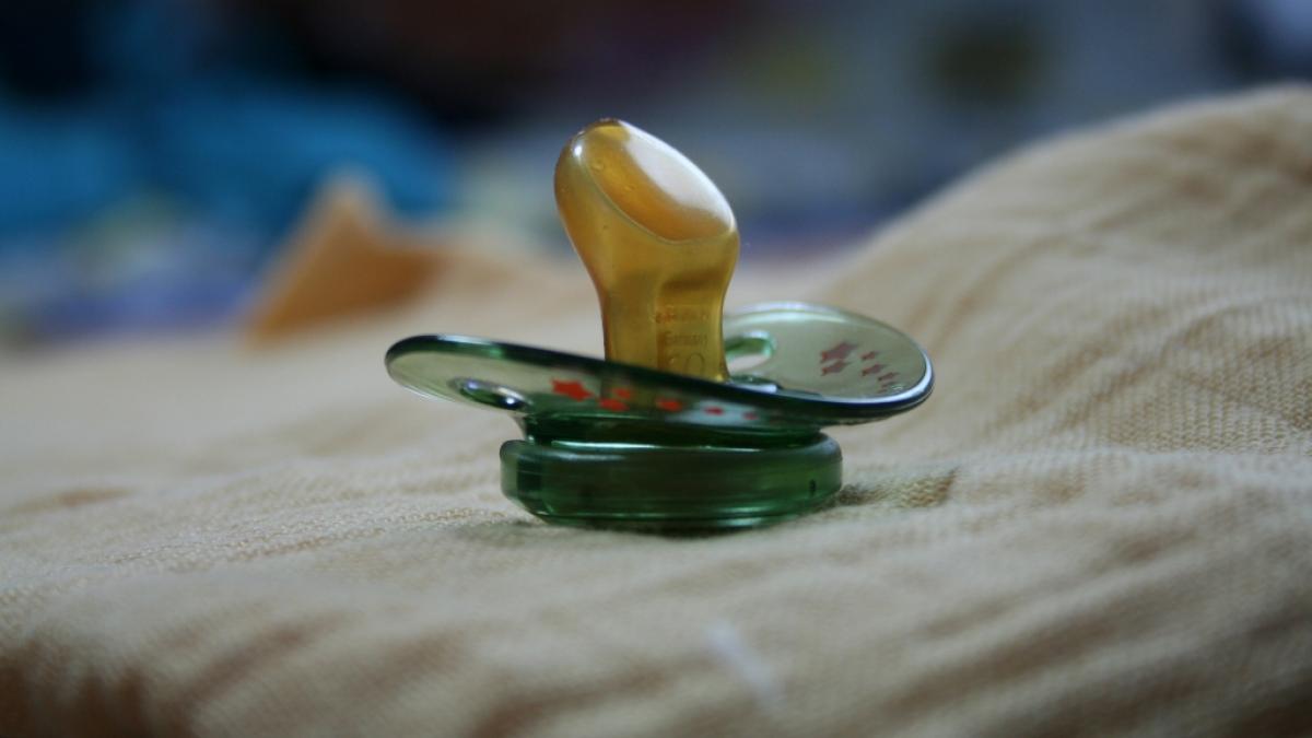 In der britischen Kleinstadt Cleethorpes mussten einem Baby nach einer lebensbedrohlichen Sepsis-Erkrankung alle Gliedma&szlig;en abgenommen werden. (Symbolbild) (Foto)
