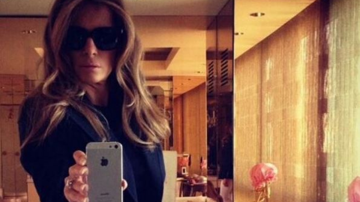 Normalerweise gibt sich die gebürtige Slowakin zurückhaltend und elegant. Solche Fotos bilden da die Ausnahme. Melania soll fünf Sprachen beherrschen, darunter Deutsch. Englisch spricht sie mit einem starken Akzent. (Foto)