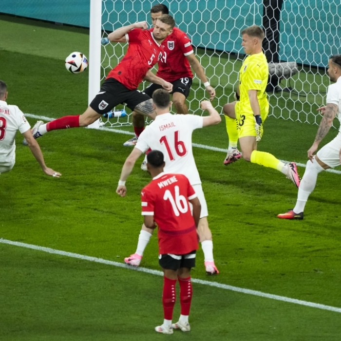 Riesenparade von Günok in der Nachspielzeit - Türkei im EM-Viertelfinale