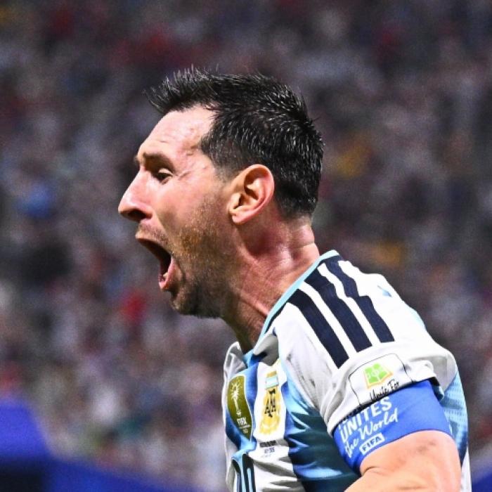 Eklat vor laufender Kamera - Trainer wittert Messi-Manipulation