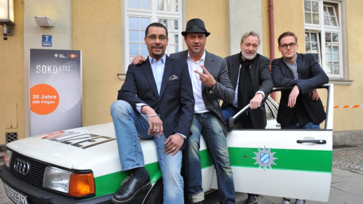 Christofer von Beau (Kriminaloberkommissar Franz Ainfachnur, links) gehört zur Stammbesetzung der ZDF-Serie