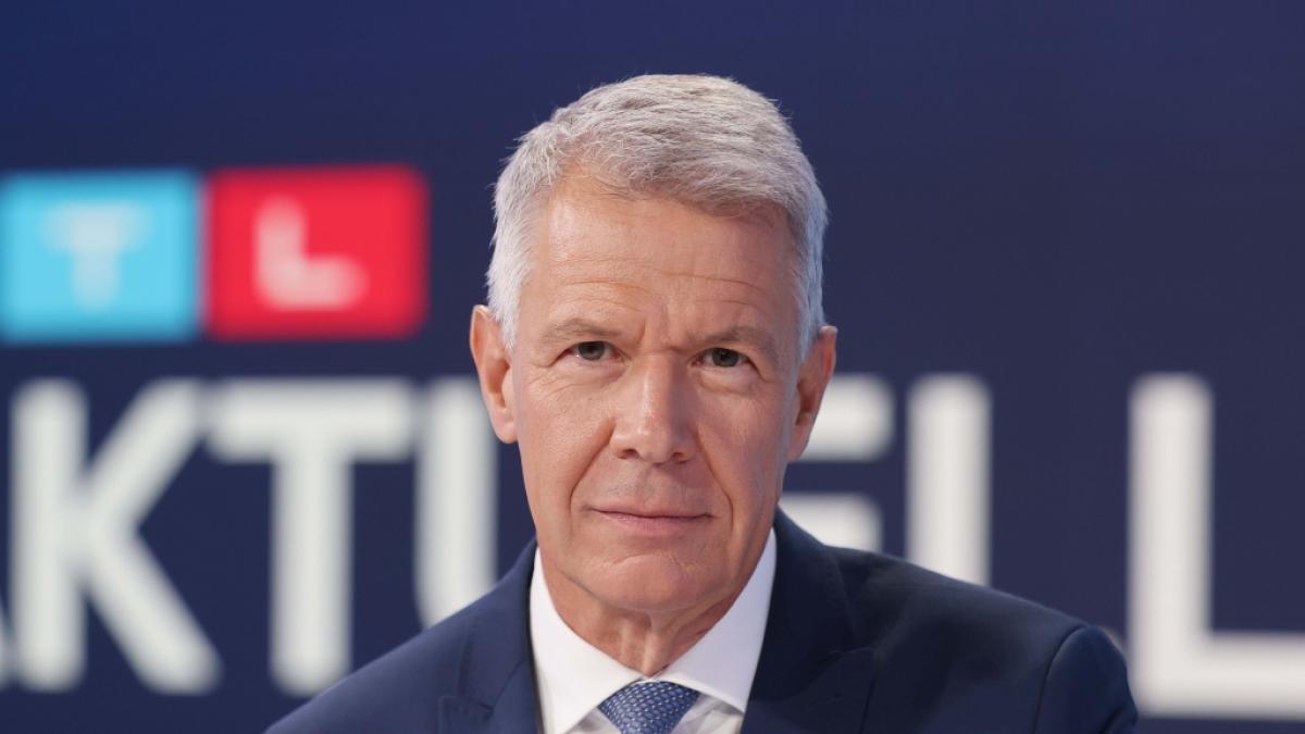 Peter Kloeppel h&ouml;rt nach 30 Jahren bei "RTL Aktuell" auf. (Foto)