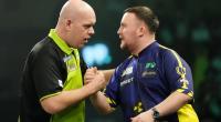 Nach seiner Niederlage im Finale der Darts-WM 2025 hat Michael van Gerwen (li.) ein Hühnchen mit dem frischgebackenen Weltmeister Luke Littler (re.) zu rupfen.
