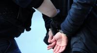 Ein 30-jähriger Krankenträger wurde festgenommen, nachdem Polizisten in seiner Wohnung menschliche Überreste entdeckt hatten