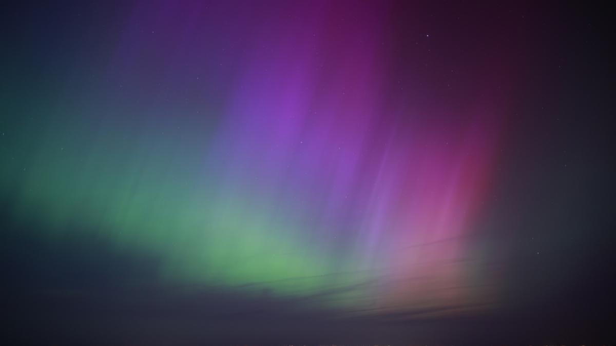 Ein extremer Sonnensturm lie&szlig; am Wochenende &uuml;ber ganz Deutschland Polarlichter &uuml;ber den Nachthimmel tanzen. (Foto)