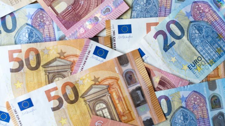 Sparer verlieren durch die Nullzinspolitik pro Jahr mehrere hundert Euro.