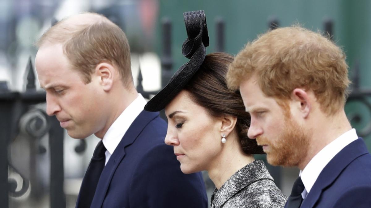 Bei der Kr&ouml;nung von K&ouml;nig Charles wieder vereint: Prinz Harry, Prinzessin Kate und Prinz William. (Foto)