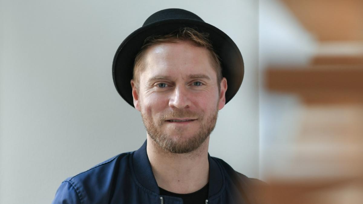 Auch in diesem Jahr wieder Gastgeber bei "Sing meinen Song": Johannes Oerding. (Foto)