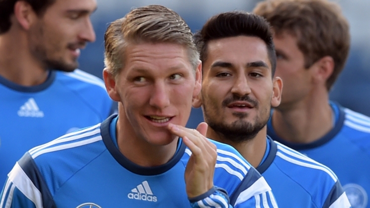 2015 bekannte sich Bastian Schweinsteiger nach wilden Gerüchten zu seiner neuen Freundin Ana Ivanovic.