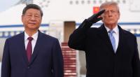 Donald Trump warf mit seiner Kleiderwahl Fragen auf: Wieso trug der US-Präsident bei 18 Grad zum Empfang von Xi Jinping Lederhandschuhe?