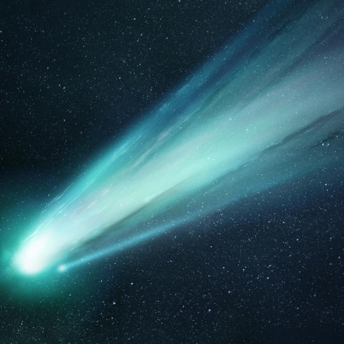 Grüne Feuerkugel rast über Himmel! Was fiel da vom Himmel?