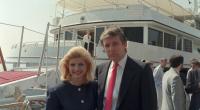 Donald Trump mit seiner ersten Ehefrau Ivana im Jahr 1988. Sie verstarb am 14. Juli 2022 bei einem Unfall in ihrem Stadthaus in New York.