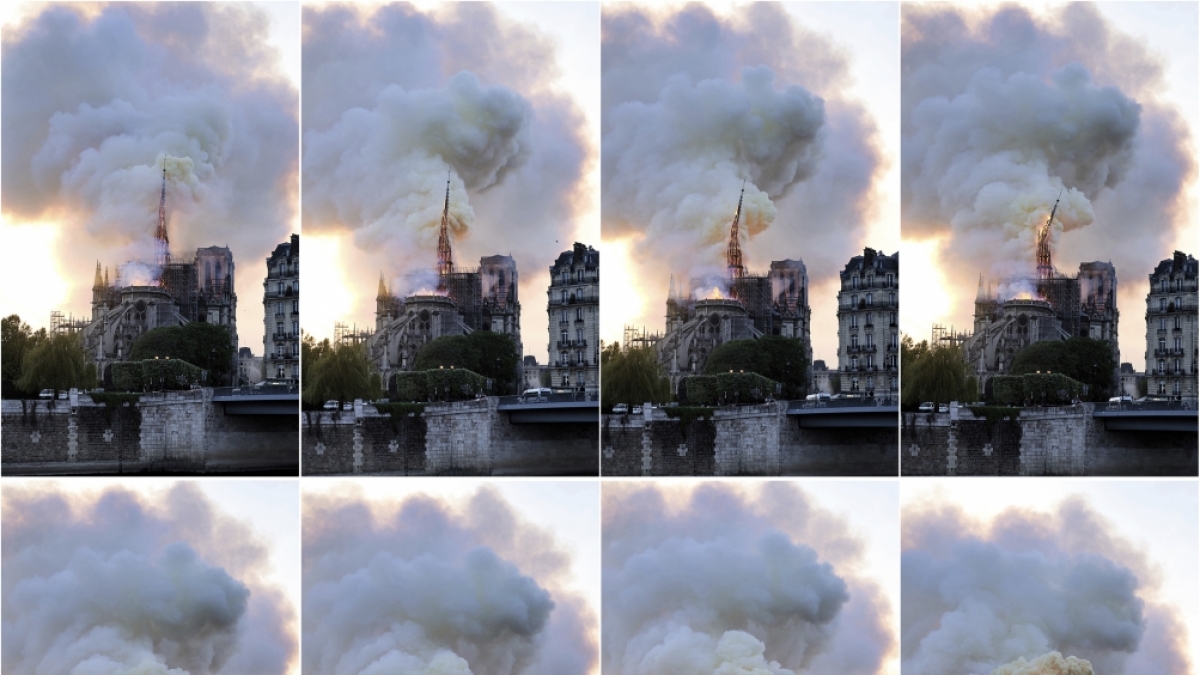 Diese Bildkombo zeigt Rauch und Flammen, die von der Kathedrale Notre-Dame aufsteigen und den kleinen Spitzturm einst&uuml;rzen lassen. Ein Feuer verw&uuml;stete am Montag die Kathedrale Notre-Dame. (Foto)