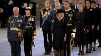 Eine Familie, in Trauer vereint: Die Royals erweisen der verstorbenen Queen Elizabeth II. die letzte Ehre.