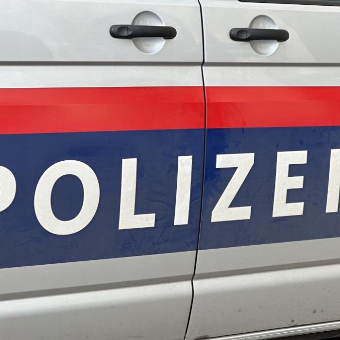 Deutscher Reisebus in Österreich schwer verunglückt - 24 Verletzte