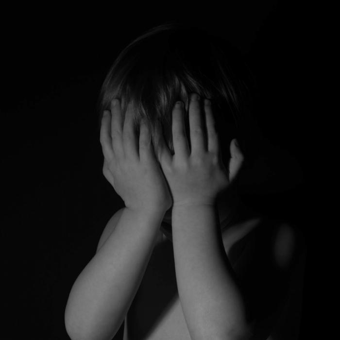 Brutalo-Stiefvater quält Mädchen (3) zu Tode