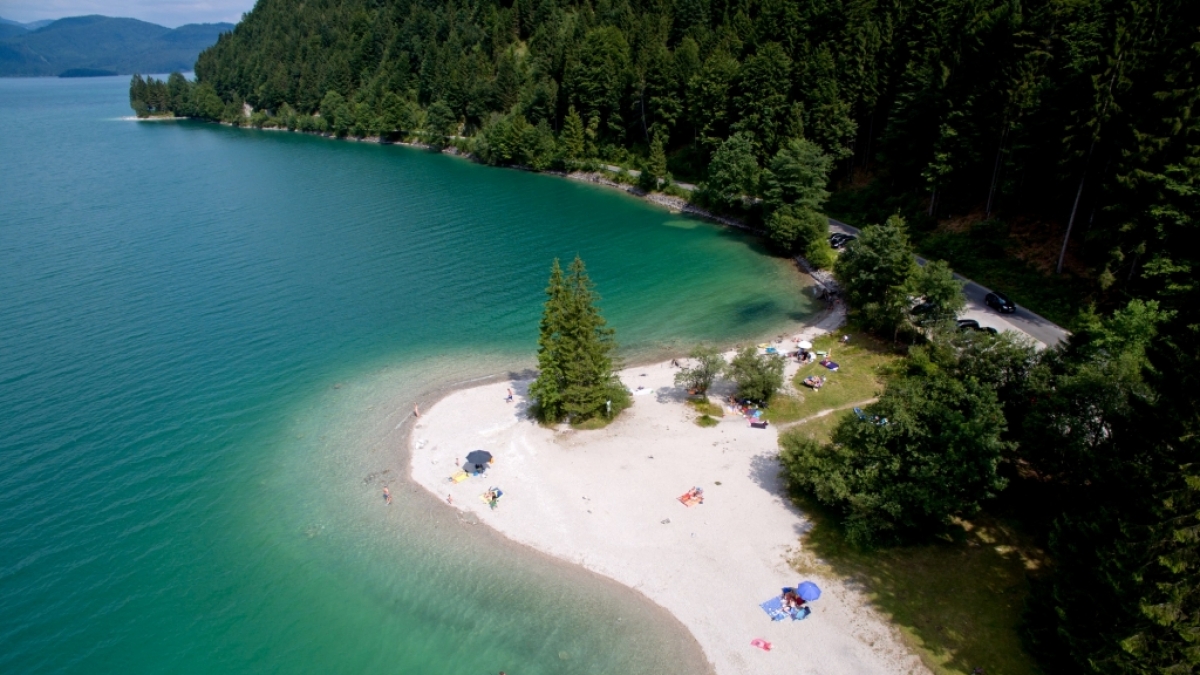 Kristallklar: der Walchensee in Bayern. (Foto)