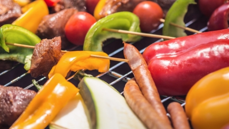 Mit diesen 10 Tipps genießen Sie ein gesundes Grillvergnügen.