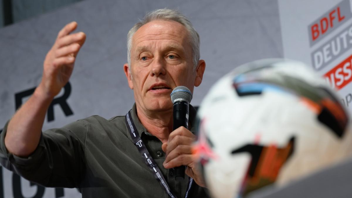 Ex-Freiburg-Trainer Christian Streich ist WM-Experte im ZDF. (Foto)