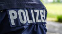 Das Hitlergruß-Verfahren gegen einen Polizisten und einen Soldaten wurde jetzt eingestellt. (Symbolbild)