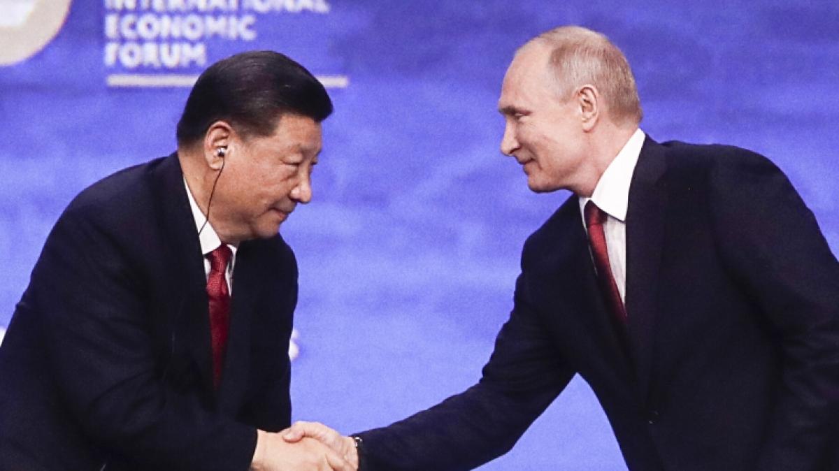 K&ouml;nnen Wladimir Putin (rechts) und Xi Jinping die Welt nach Belieben aufteilen? (Foto)