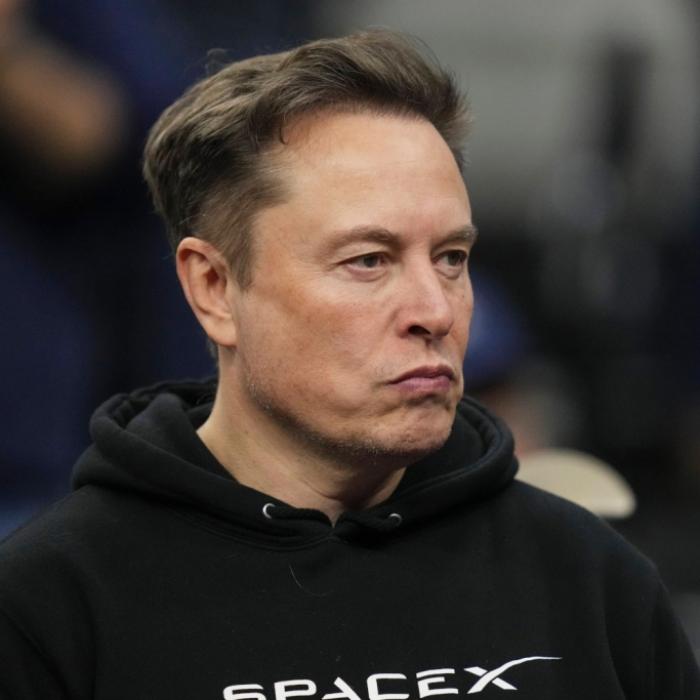 Putin als bizarrer Held - Elon Musks Vater schwärmt vom „starken Anführer