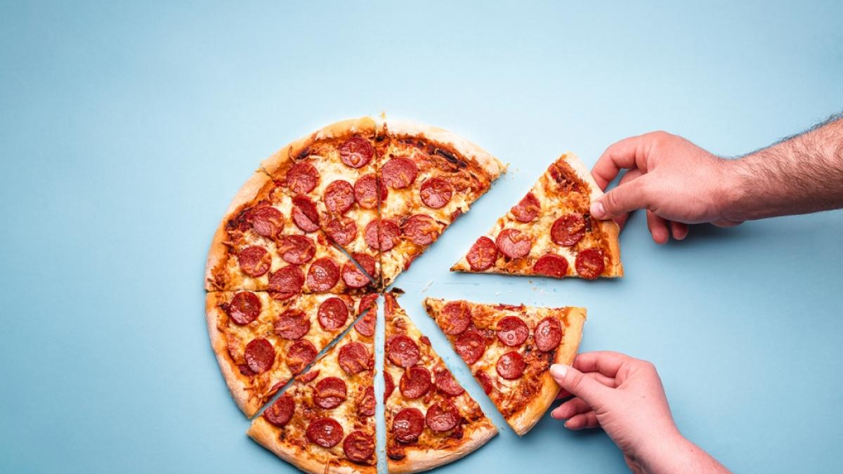 Die Stiftung Warentest hat Tiefk&uuml;hlpizza Salami genauer unter die Lupe genommen. (Foto)