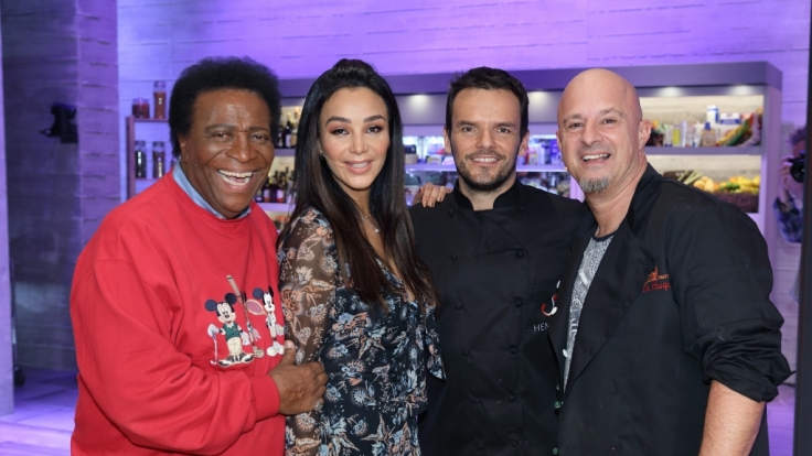Roberto Blanco, Verona Pooth und Detlef Steves fordern Steffen Henssler zum Koch-Duell heraus.