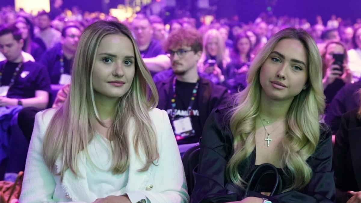 Davina Geiss (l.) und Schwester Shania. (Foto)