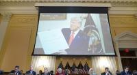 Mehrere Ex-Berater und Vertraute belasten Donald Trump im Untersuchungsausschuss schwer.
