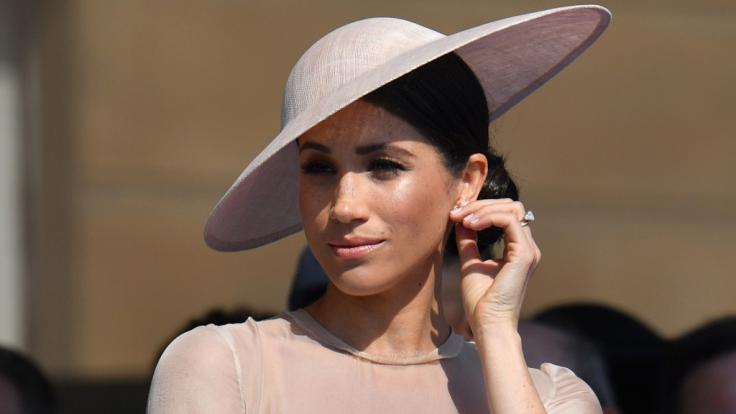 Erneut sorgt die Familie von Meghan Markle für Negativschlagzeilen.
