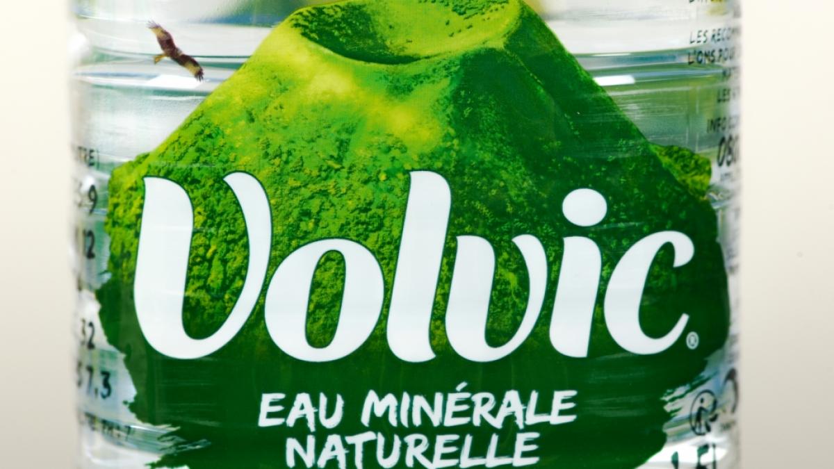 Volvic ruft aktuell sein Mineralwasser zur&uuml;ck. (Foto)