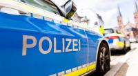 Die Polizei in Hamburg ist im Großeinsatz: An einer Schule in Wandsbek soll ein bewaffneter Schüler unterwegs sein (Symbolbild).