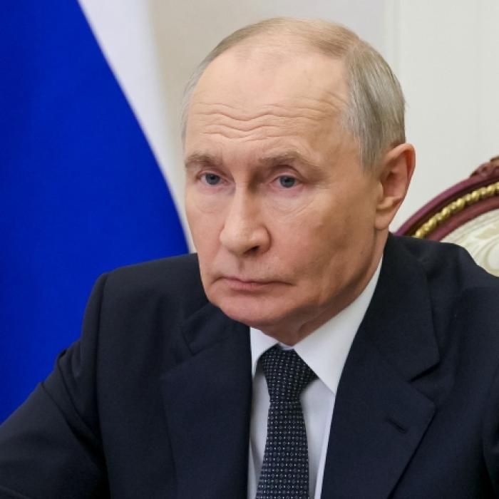 Autobombe explodiert vor Wohnhaus - Sprengsatz tötet Putin-Offizier