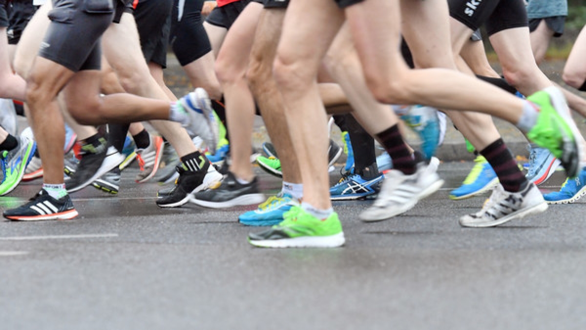 Ein Marathonl&auml;ufer gew&auml;hrte den Zuschauern einen ganz besonderen Anblick (Symbolbild). (Foto)