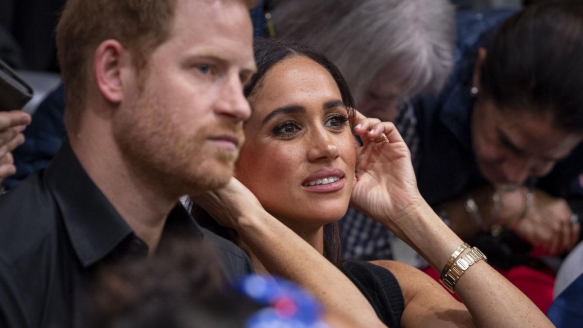 Royals-Experten ahnen es bereits: F&uuml;r eine R&uuml;ckkehr ins K&ouml;nigshaus wird Prinz Harry um eine Trennung von Meghan Markle nicht herum kommen. (Foto)