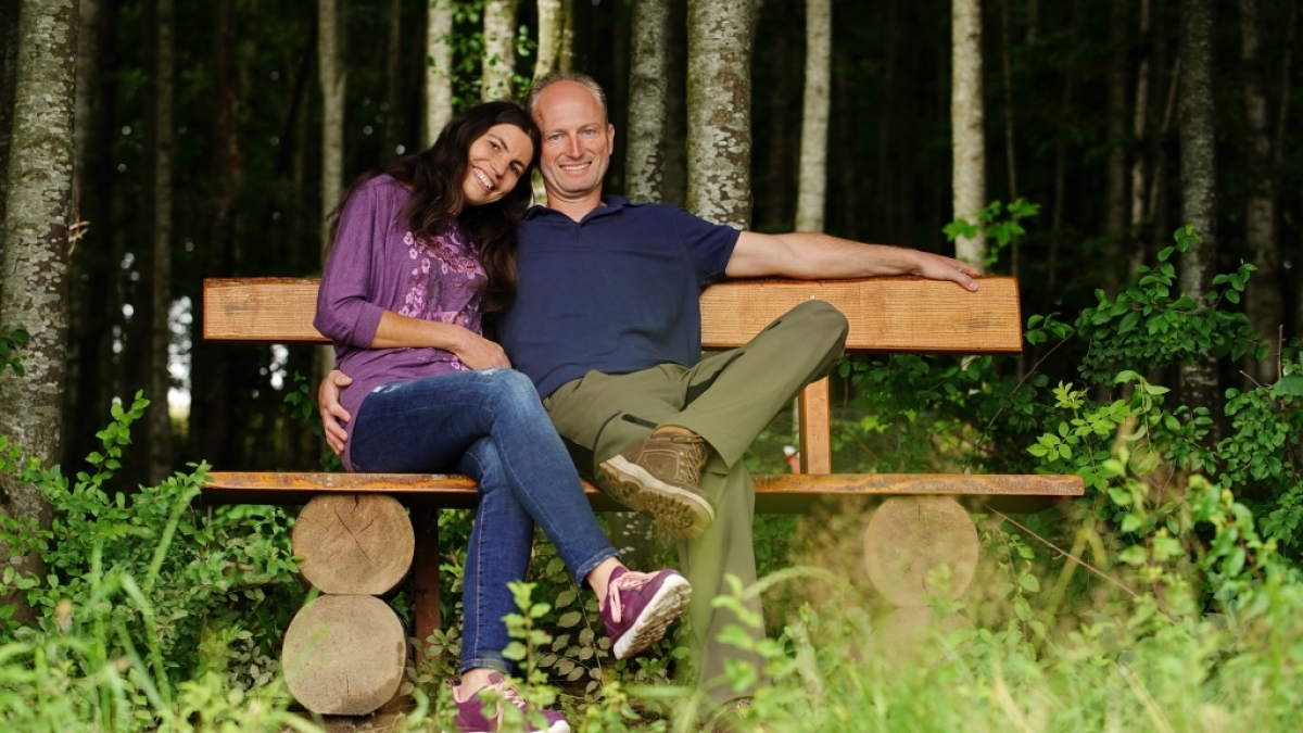 Finden auch Andrea und Bienenz&uuml;chter Hubert ihr Liebes-Gl&uuml;ck? (Foto)