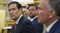 Trump-Vize J.D. Vance (M.) fiel beim Gipfeltreffen im Weißen Haus mit Schweigen auf.
