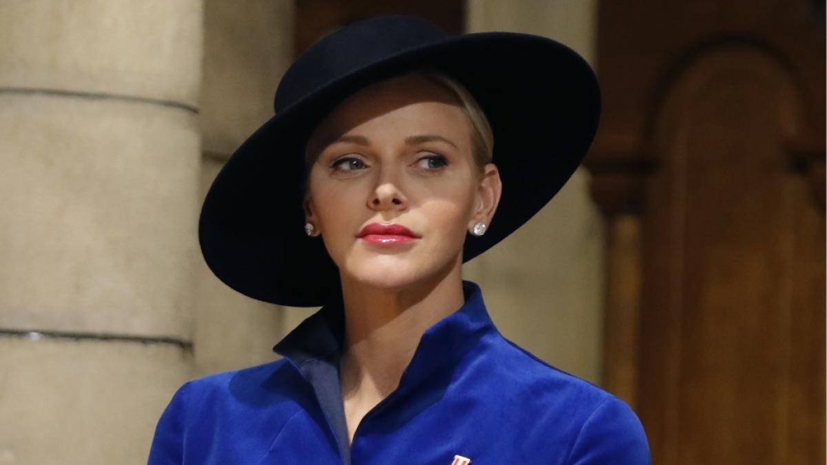 F&uuml;rstin Charl&egrave;ne von Monaco trauert um ihren Hund. (Foto)