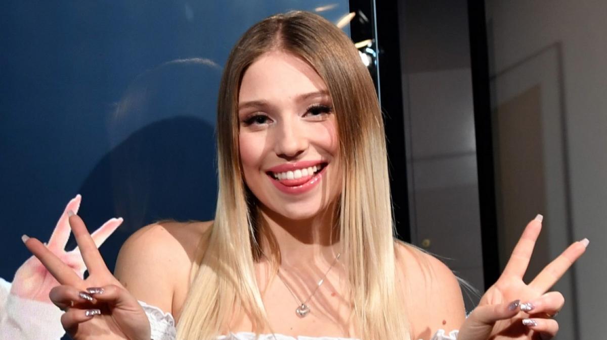 Bianca Cla&szlig;en wirbt in Dessous auf neuen Instagram-Fotos. (Foto)