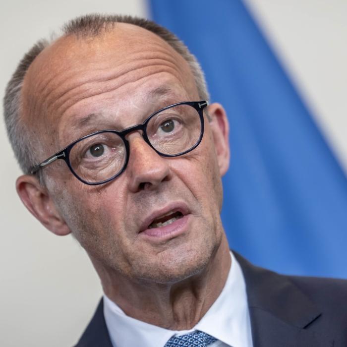 Sparhammer gegen Alleinerziehende – Bundeskanzler macht Müttern das Leben zur Hölle