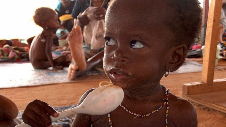Alle vier Sekunden stirbt ein Mensch an Hunger. Alle 3 Sekunden ein Kleinkind in Afrika.