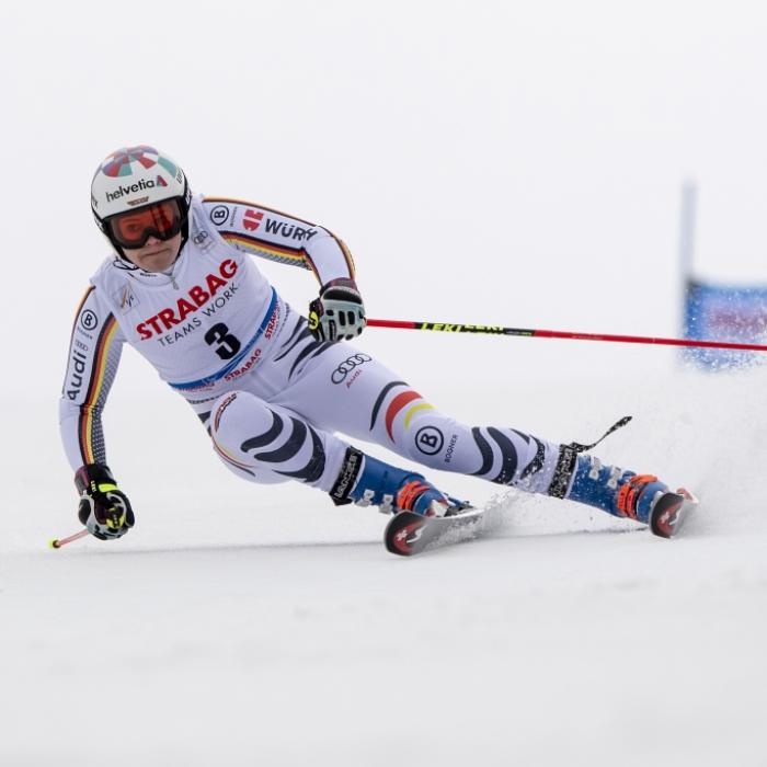 Rebensburg fällt im Riesenslalom-Finale auf Platz 5 zurück, Shiffrin siegt