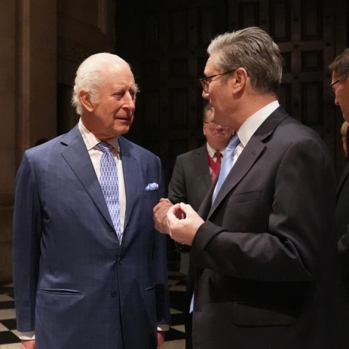 König Charles droht Milliarden-Problem