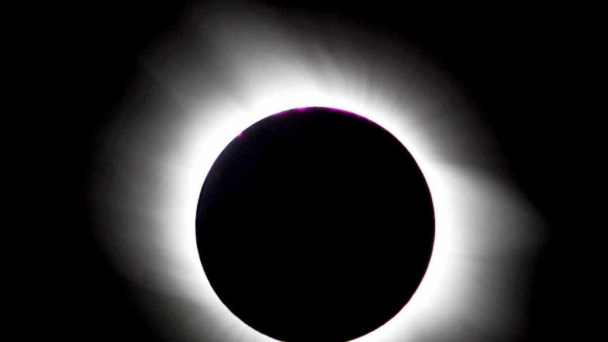 In Russland verdunkelte sich die Sonne am hellichten Tag. (Foto)