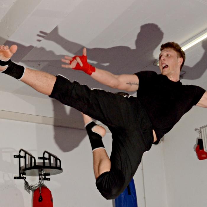 Hirn-OP statt Boxkampf! MMA-Star erfährt Schock-Diagnose
