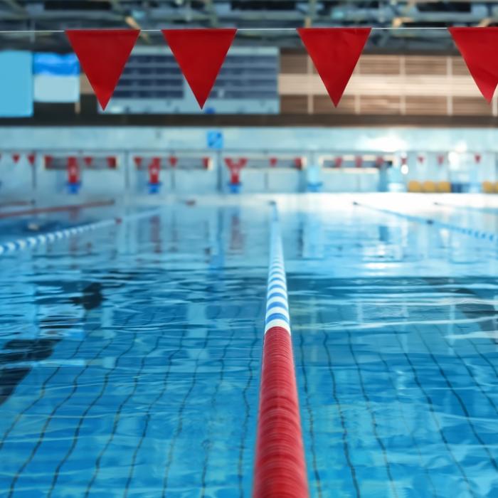 Teenager (15) soll Mädchen (12) in Schwimmbad vergewaltigt haben