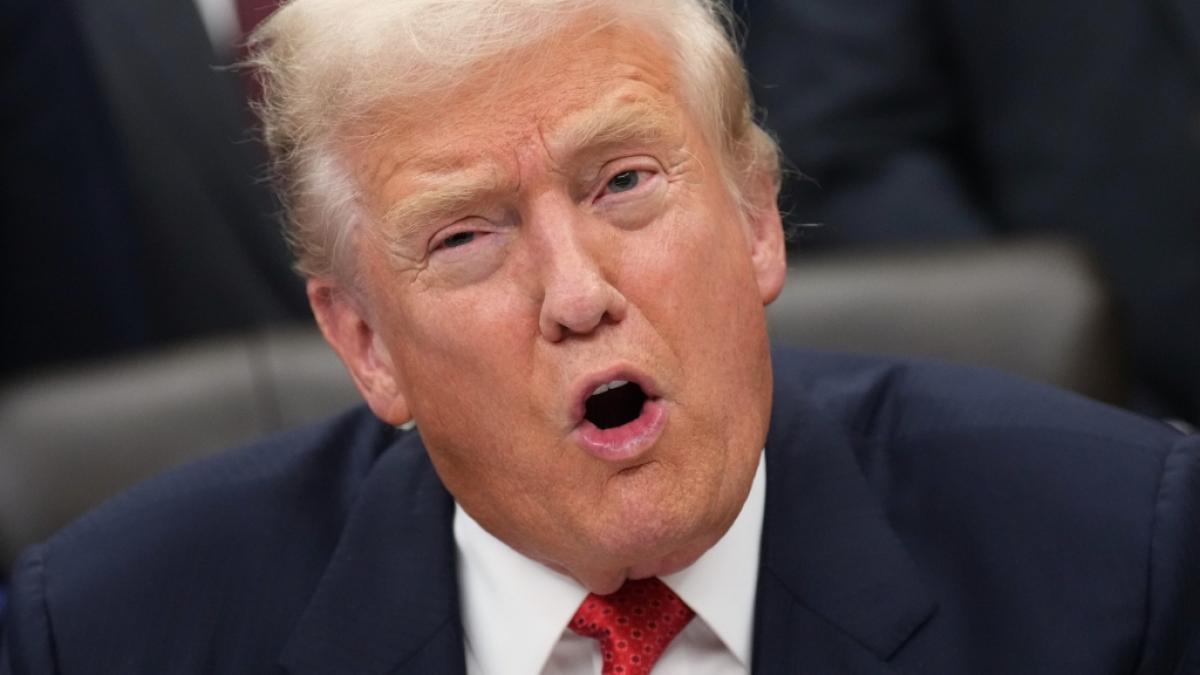 Obwohl das Pentagon von einem Waffen-Deal mit Saudi-Arabien absieht, besteht Donald Trump laut eigener Aussage darauf, F-35-Kampfjets liefern zu wollen.&nbsp; (Foto)