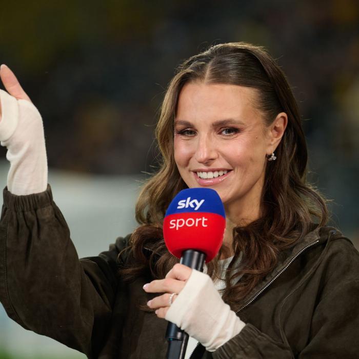 Sport-Moderatorin lässt Babybombe bei Instagram platzen