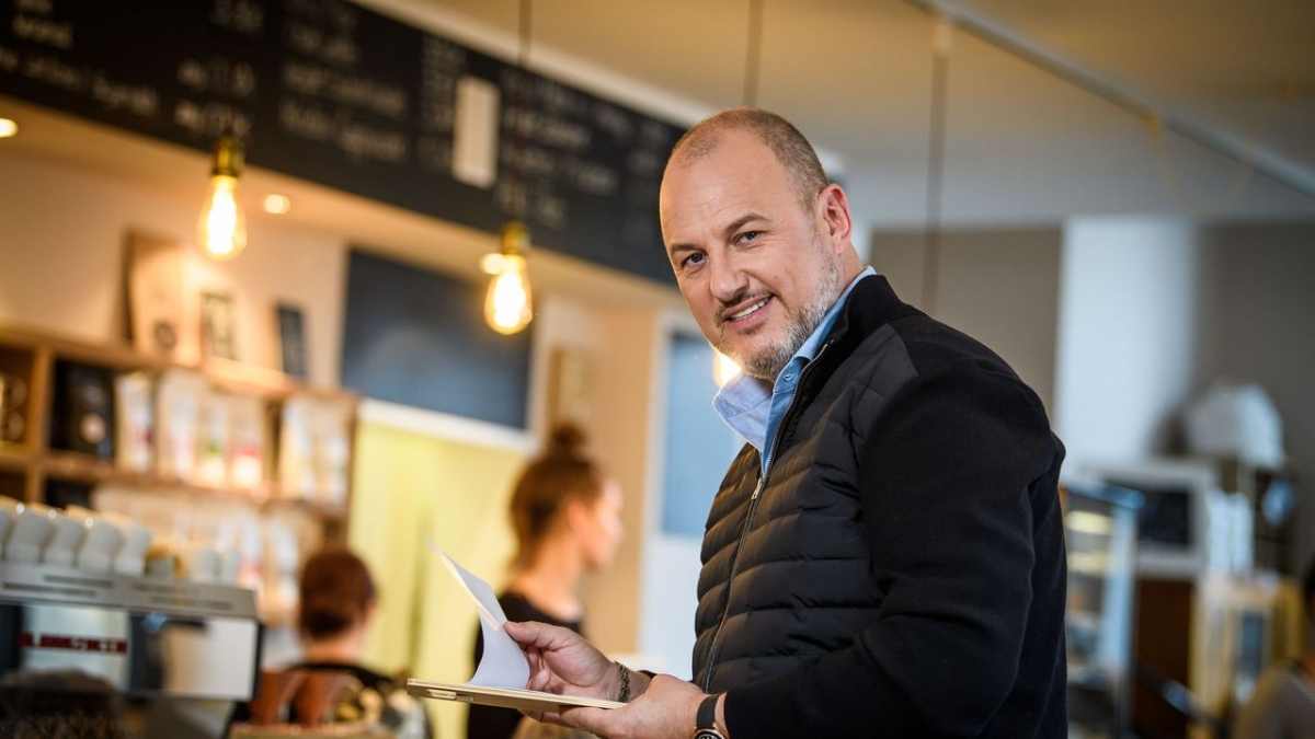 Rosins Restaurants - Ein Sternekoch r&auml;umt auf! bei Kabel Eins (Foto)